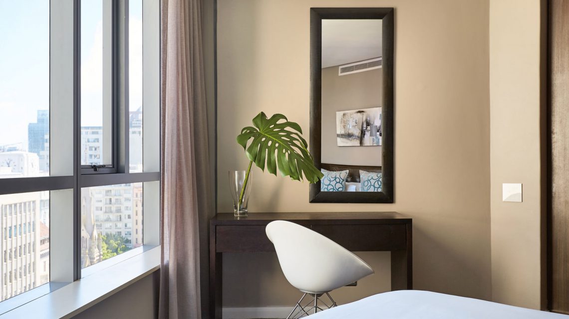 Room 1 Detail